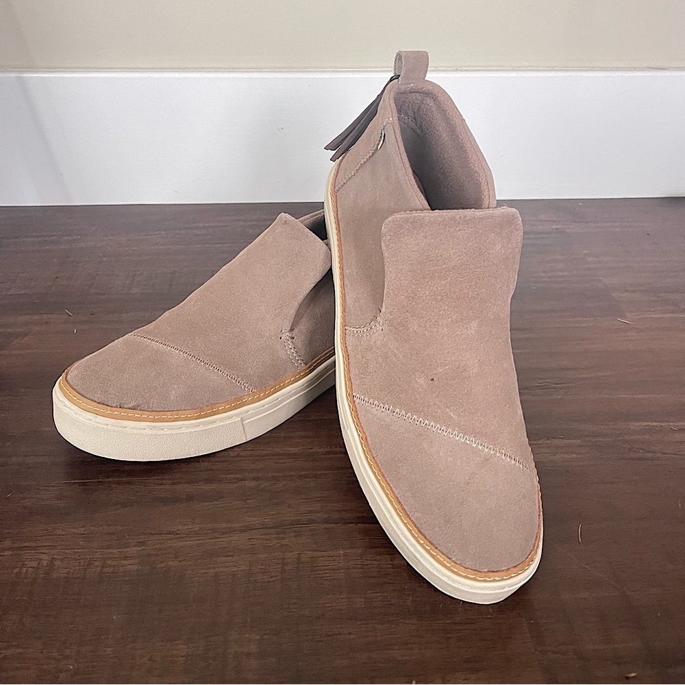 Toms booties
